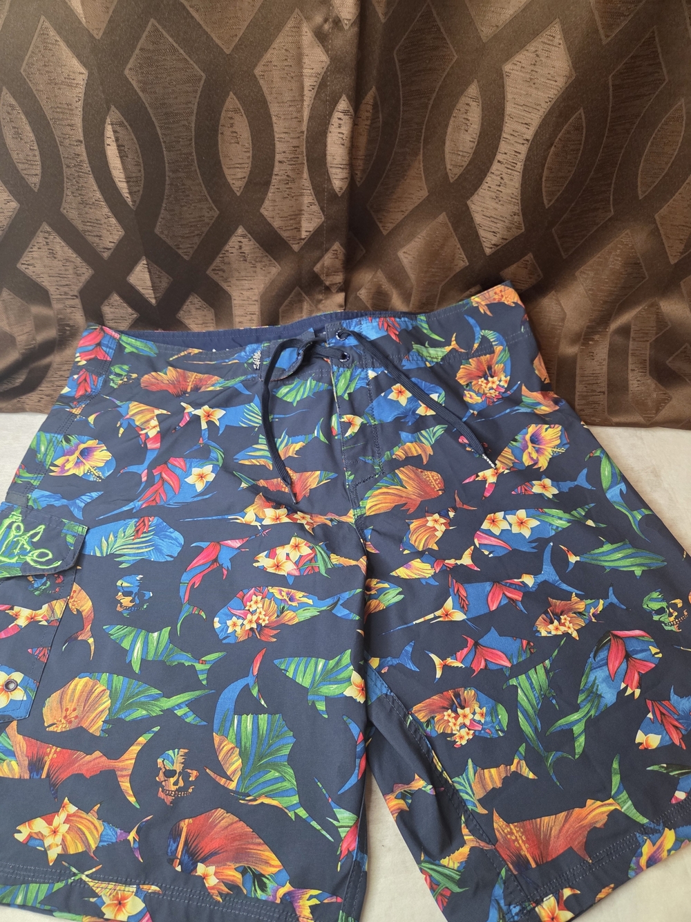 Salt Life Men’s Navy Tropical Floral Skull Swim Trunks